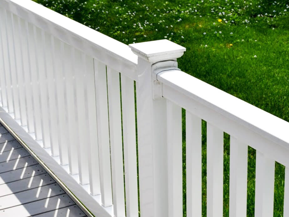 Vinyl Fence Contractor in Evans Georgia