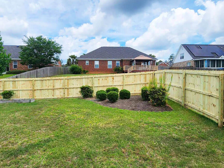 Fence Installation Contractor in Evans Georgia