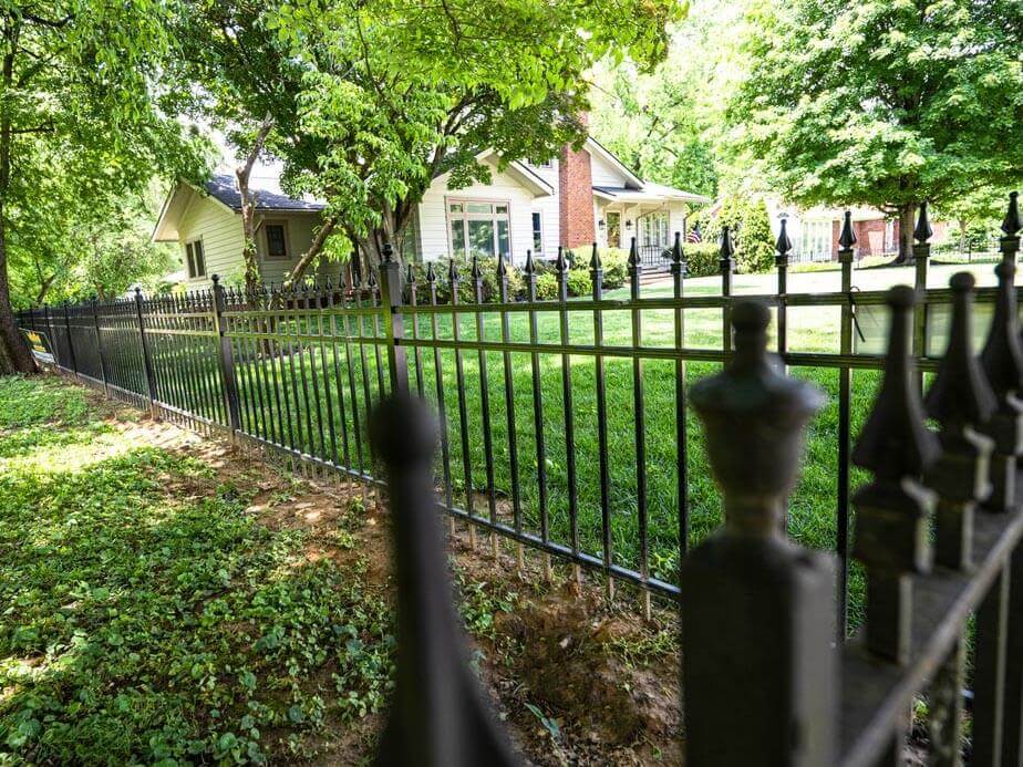 Decorative Fence Example in Evans Georgia